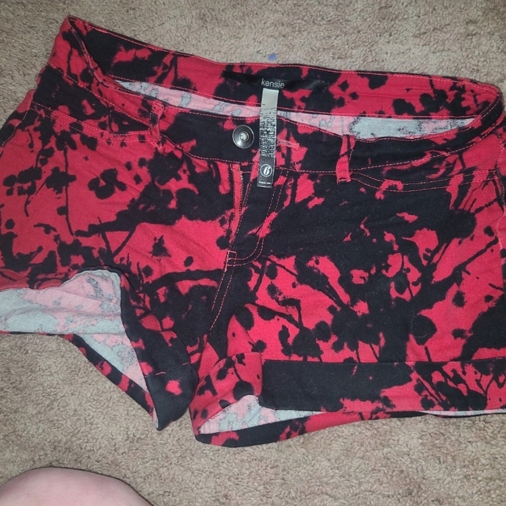 KENSIE [SZ 6] SHORTS